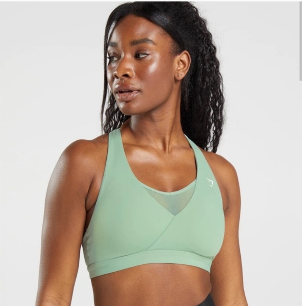 Gymshark Crossover Sports Bra Green Women's Size Medium Sporty Activewear Mesh - Picture 12 of 13